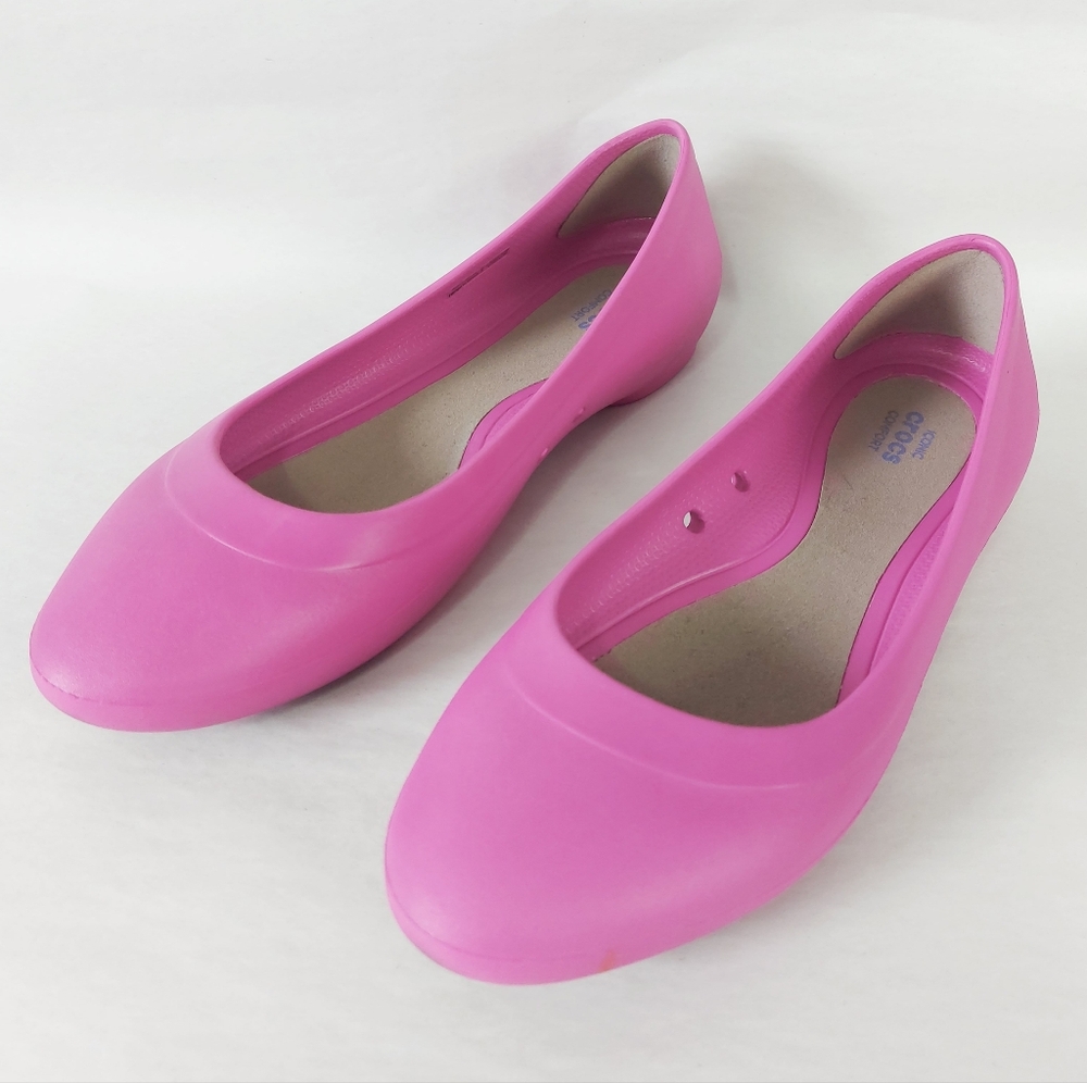 Crocs Women Lina Barbiecore Ballet Flats Size 8 Pink Chic Lightweight Slip-on